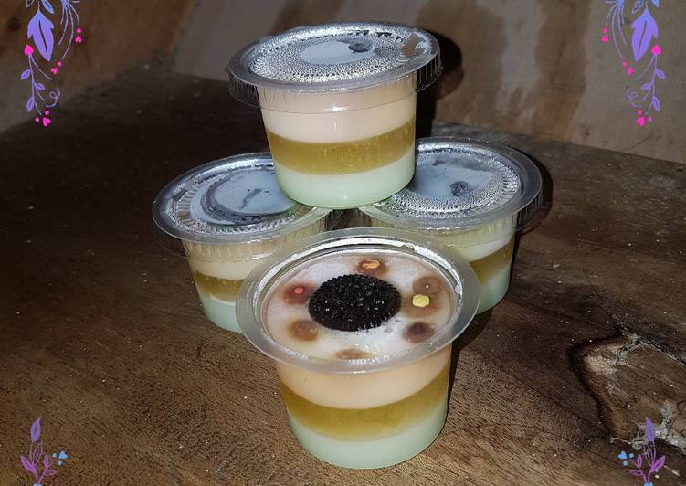 gambar untuk cara membuat Puding Susu 3 lapis