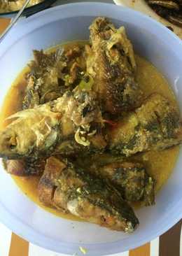 Ikan Bandeng Masak Kuning Asem + Pedas