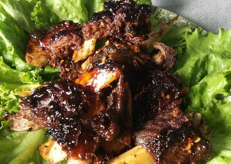 gambar untuk resep Iga bakar bumbu lada hitam simple