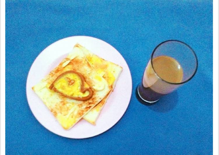 Resep Sandwich sosis telur hati sederhana - Kholifatun Azizah