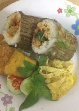 Nasi bakar isi ayam