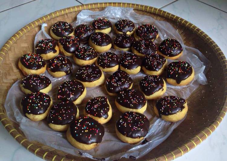 Resep Donat Coklat Empuk By Dini Noerfalah