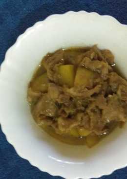 Semur daging dan kentang sederhana