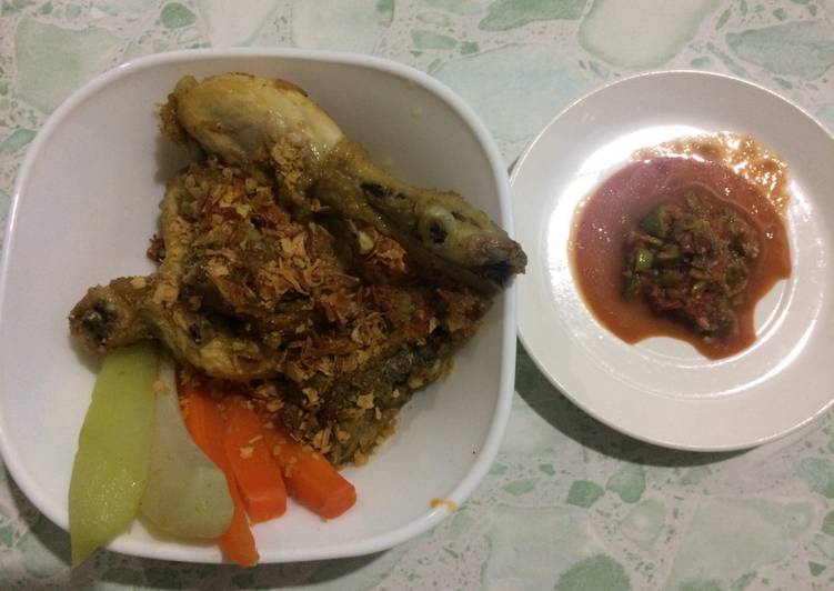 resep makanan Ayam Kunyit Nestum Sambal Seger Buk Rom