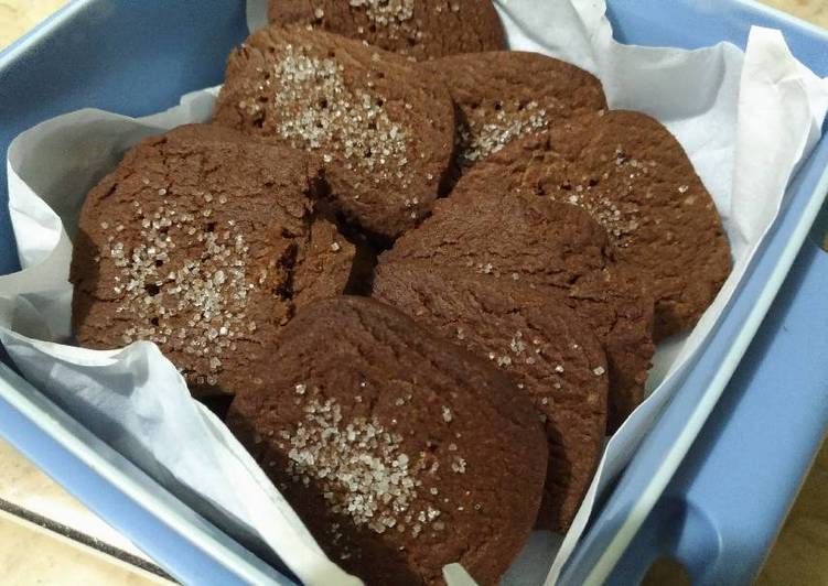 Resep Biskuit coklat mudah & sederhana anti gagal Dari Desy Lewimori