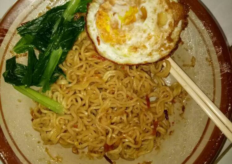 bahan dan cara membuat Indomie abang adek sedap mantap