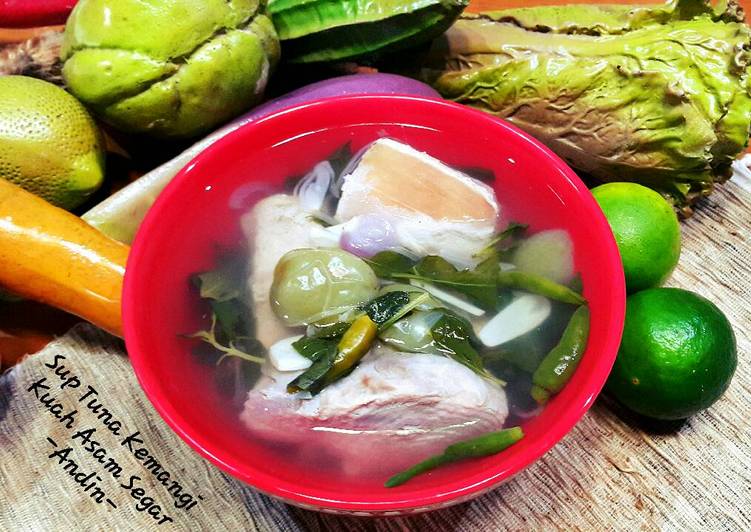 Resep Sup Tuna Kemangi Kuah Asam Segar - Andin's Kitchen