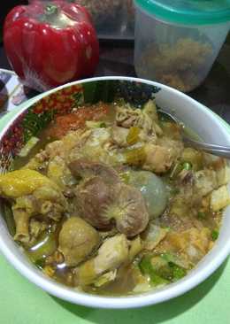 Soto kuning ayam jeroan