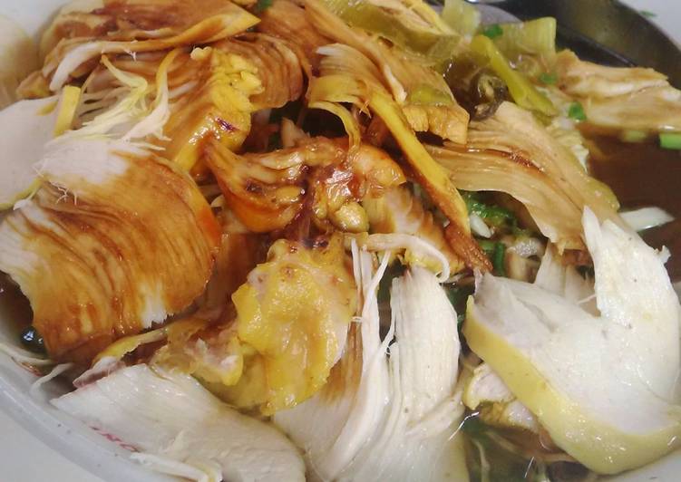 bahan dan cara membuat Sop Ayam / Soto Bening