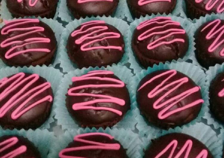 gambar untuk resep Cup cake coklat simple