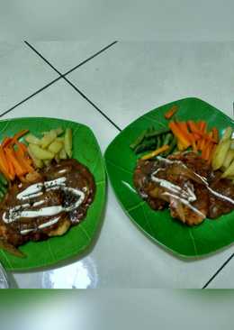 Chicken steak with BBQ sauce and blackpaper simple