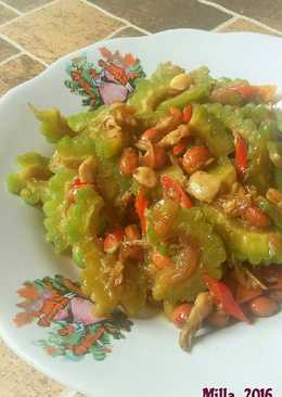 Pare tumis pindang kacang