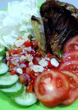 Bebek Goreng Sambal Matah