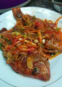 Ikan nila saus asam manis