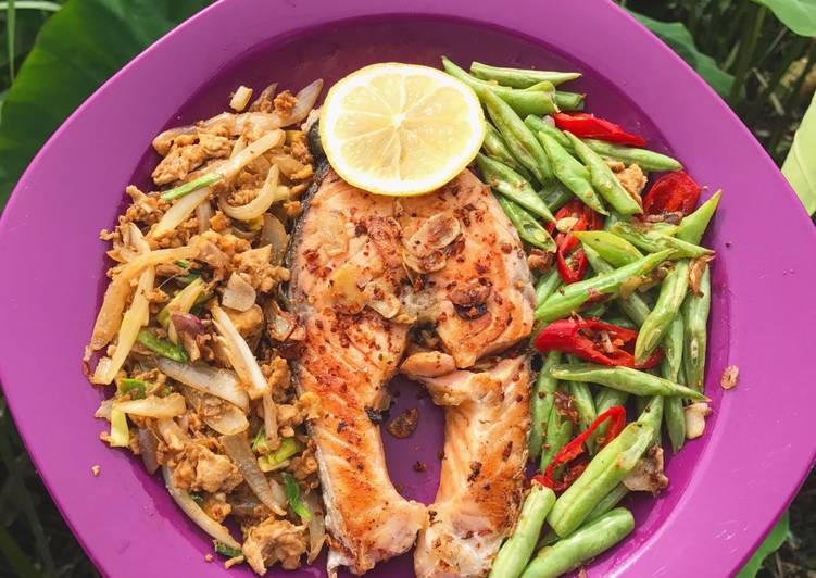 resep masakan Salmon grilled with vegetble untuk diet