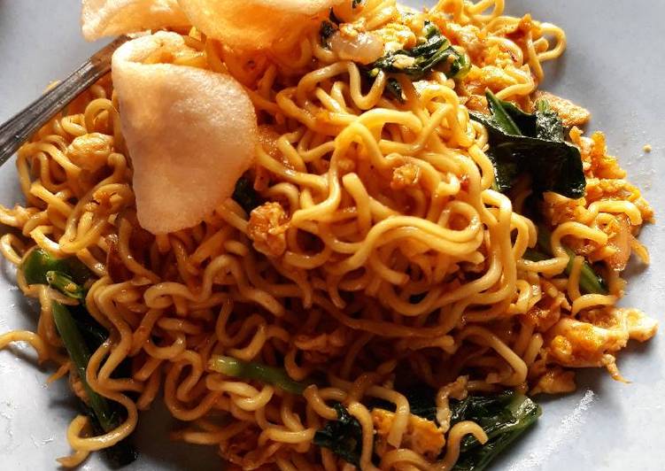 gambar untuk cara membuat Mie Goreng Simple tanpa bumbu giling