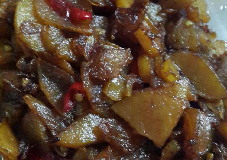 Resep Kentang Kecap "Si Hitam Manis" Kiriman dari Ruth Cintawati