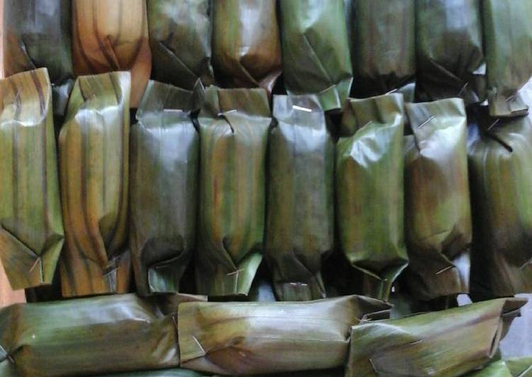 resep makanan Lemper ketan isi abon