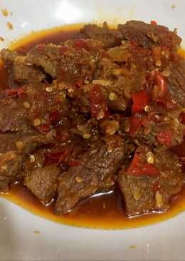 Daging sapi oseng pedas