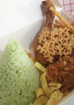 Nasi Pandan Ayam Kremes