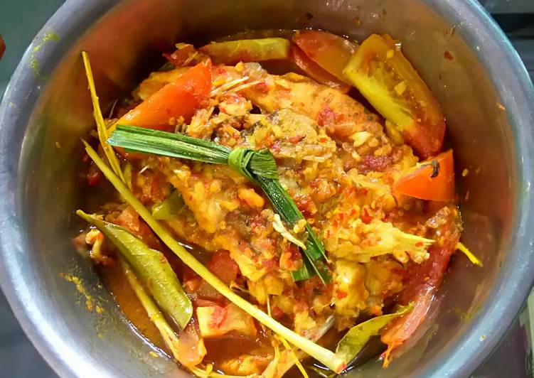  Resep Ikan bumbu tinoransak oleh Ai Ling Cookpad