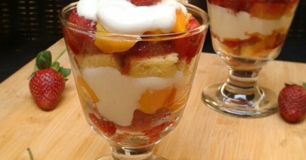 Resep Mango & Strawberry Trifle