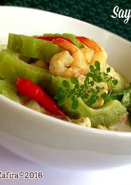 Sayur Santan Pare