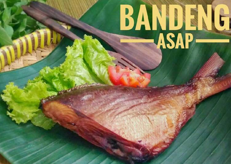 bahan dan cara membuat Bandeng asap homemade