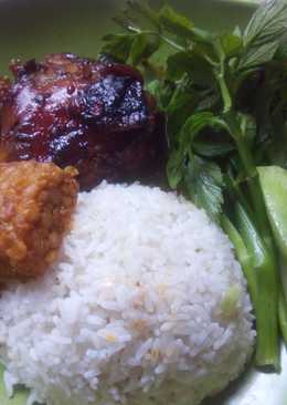 Ayam bakar komplit with nasi uduk