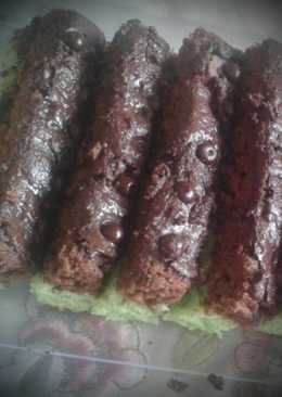 Brownies kukus coklat pandan ketan putih