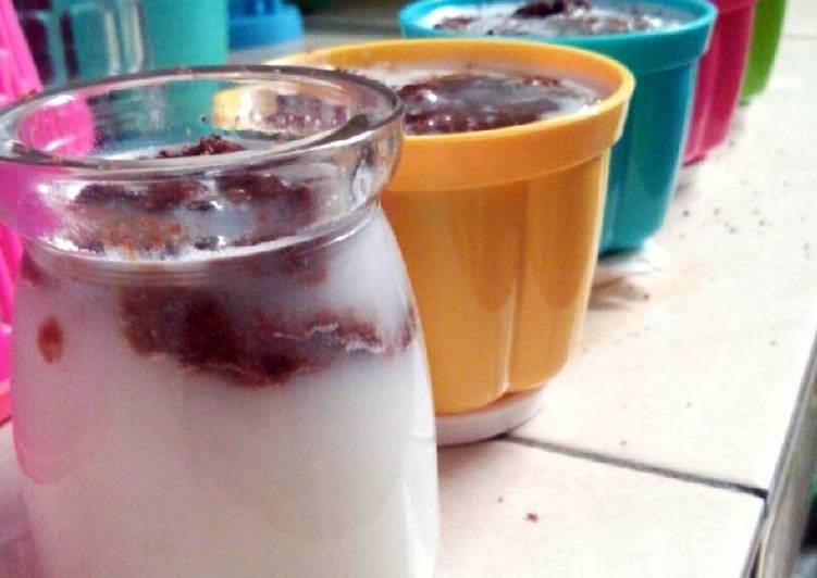 bahan dan cara membuat Pudding vanila with chocochips cookies simple