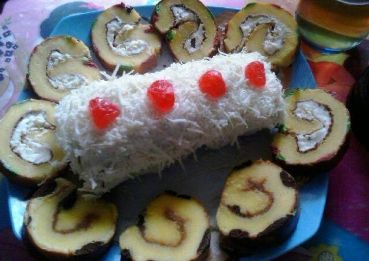 gambar untuk resep makanan Cheese roll cake filling w/ pineapple jam