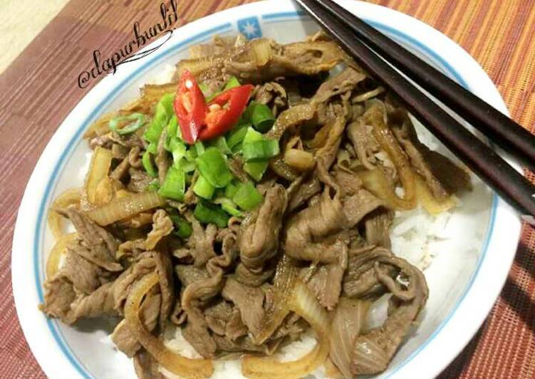 resep masakan Mangkok Daging ala Yoshinoya (Gyudon Beef Bowl)