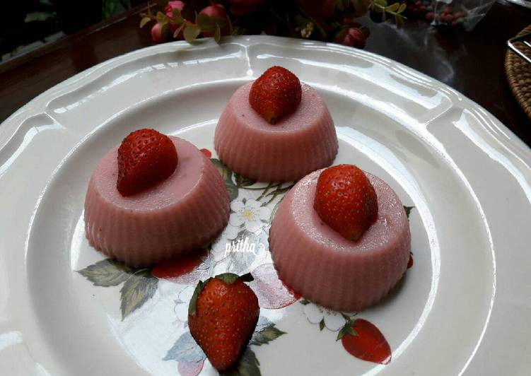 resep masakan Strawberry yogurt jelly