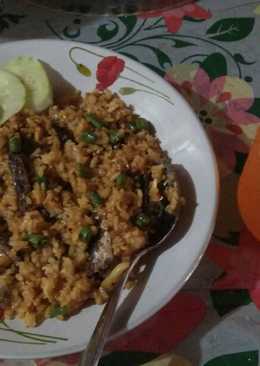 Nasi goreng ikan asin jengki sederhana