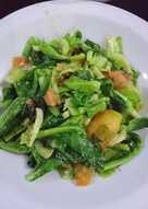 Sayur baby kol tumis ikan asin