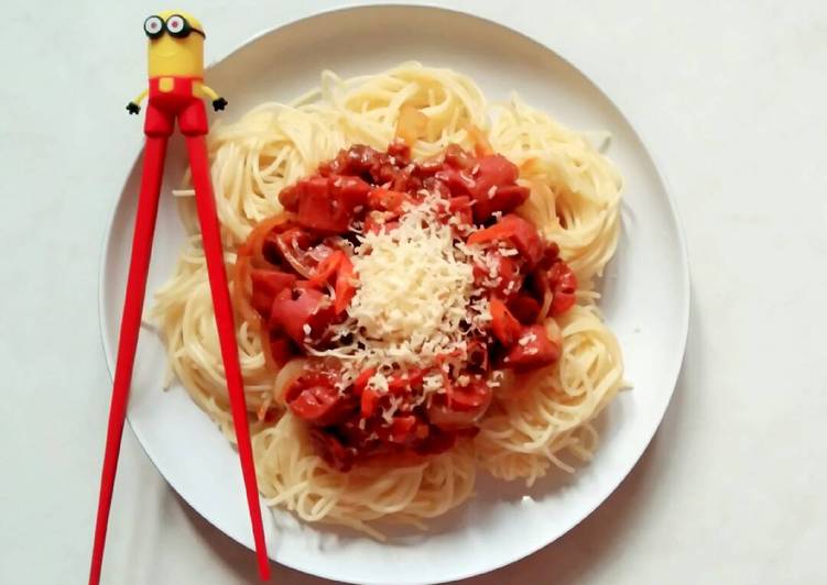 bahan dan cara membuat Spaghetti saus bolognais la fonte+sosis