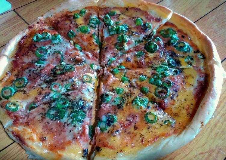 resep makanan Pizza Topping Telor Kocok plus kembang bawang