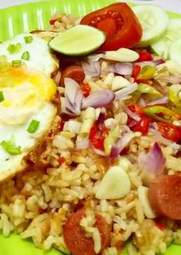 Nasi Goreng Sosis Sambal Matah