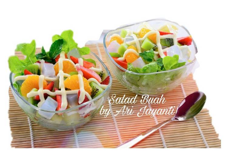 resep lengkap untuk Salad buah youghurt