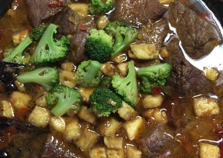 resep makanan Semur daging manis pedas