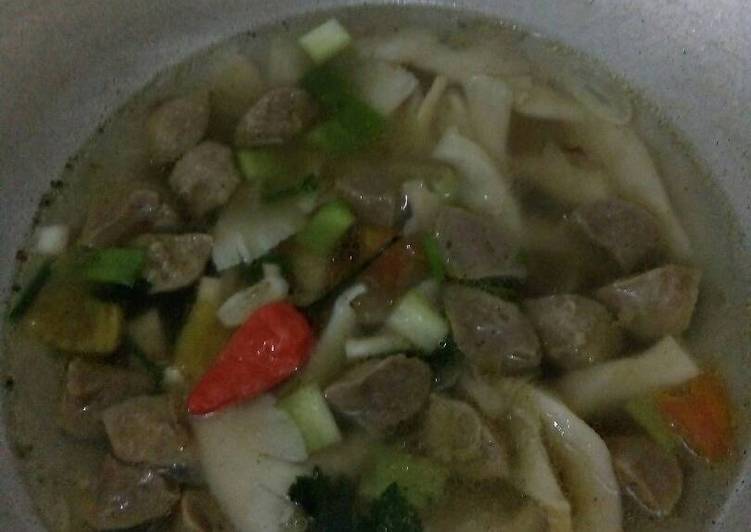 resep Sop jamur tiram bakso