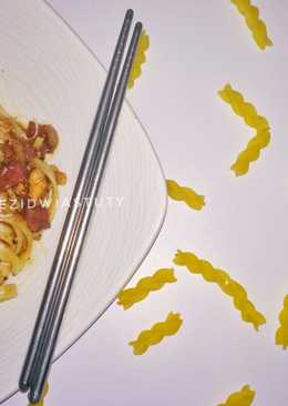 Black papper fettucine ala ð hut