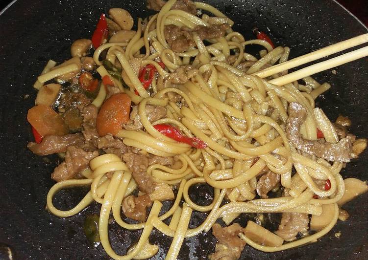 resep lengkap untuk Fetucine lada hitam