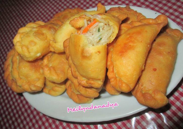 gambar untuk resep Pastel Mie Mini