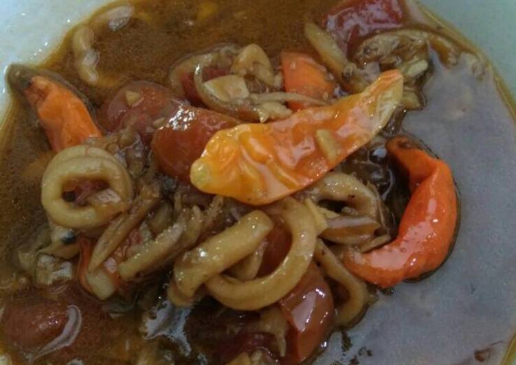 resep lengkap untuk Cumi saus tiram pedas manis