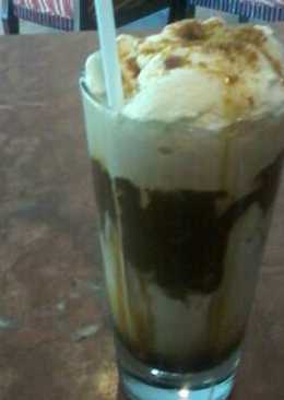 Iced chocolate chai latte Beverage enak & Segar bingit
