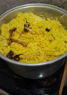 Nasi kuning mantap