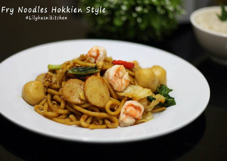 resep lengkap untuk Mie goreng hokkien style malay (bikin diet Gagal)