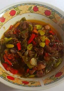 Sambal Bawang Cumi Asin Pete
